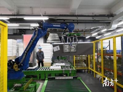 海信容聲投1.6億打造業(yè)內標桿工廠,&ldquo;美食+&rdquo;系列冰箱下線