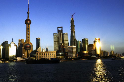 上海S3公路建設迎新突破，關鍵節點吊裝工程順利完成，市民出行將迎更大便利